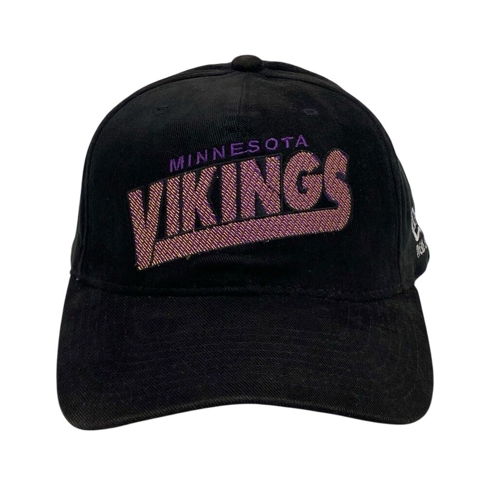 Vintage New Era Minnesota Vikings Black Snapback Hat 90s‎ Spell Out Logo